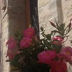 Porta Girone Bed & Breakfast 3*