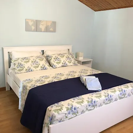 Porta Girone Bed & Breakfast