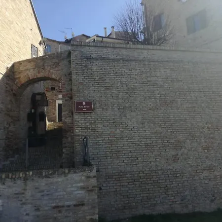 Porta Girone