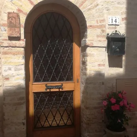 Porta Girone Civitanova Alta